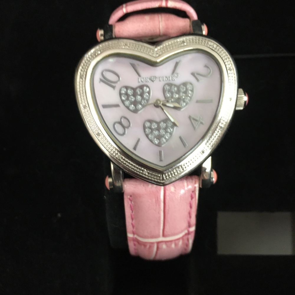 NWT/box Ice Time Diamond Heart face watch